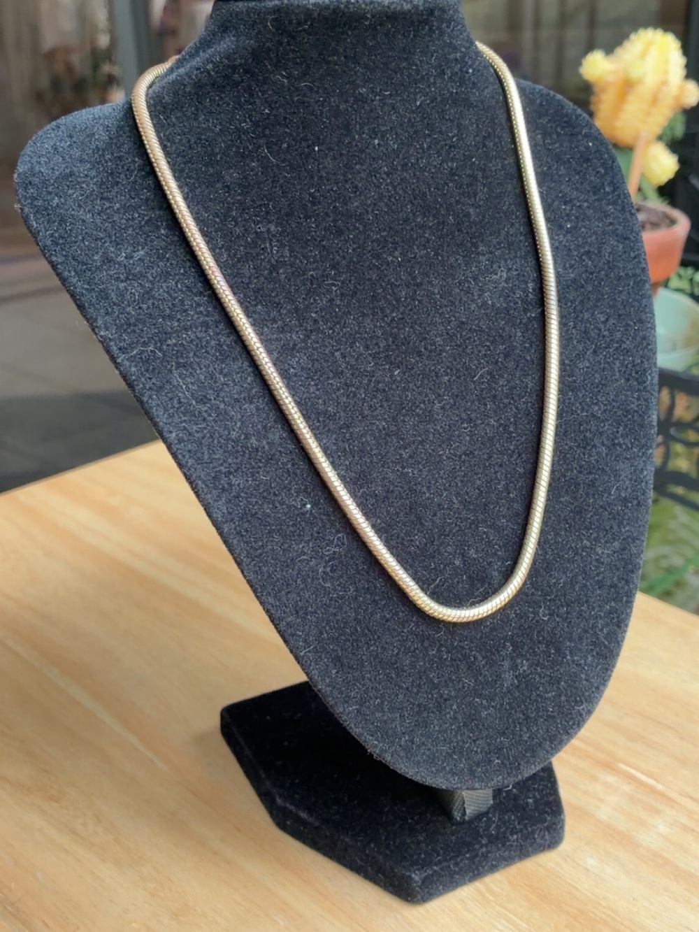 Sleek Gold-Tone Snake Necklace for Women - Picture 2 of 3